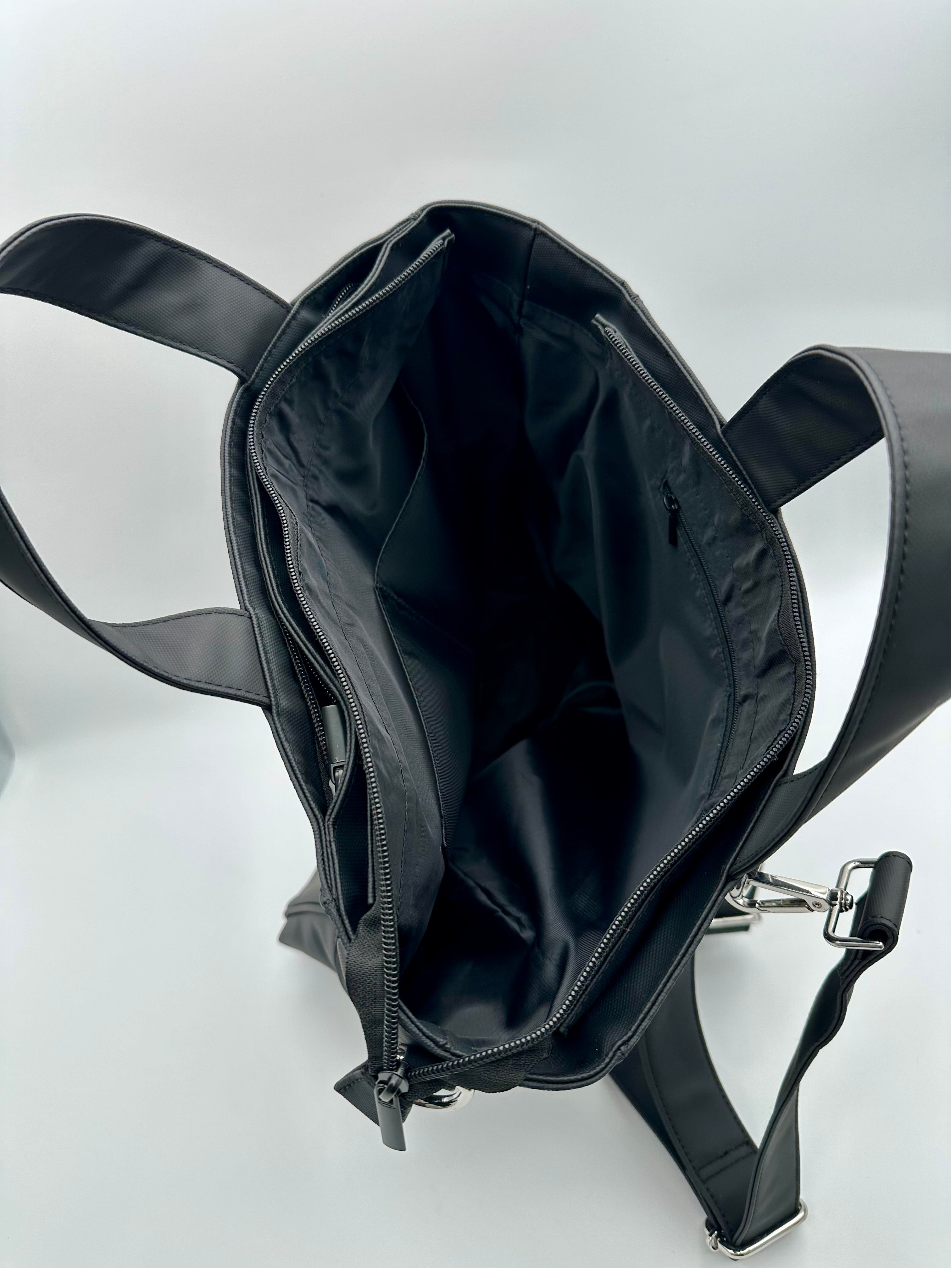 Customizable Status Bag – Interchangeable Inserts, One Bag Many Expressions