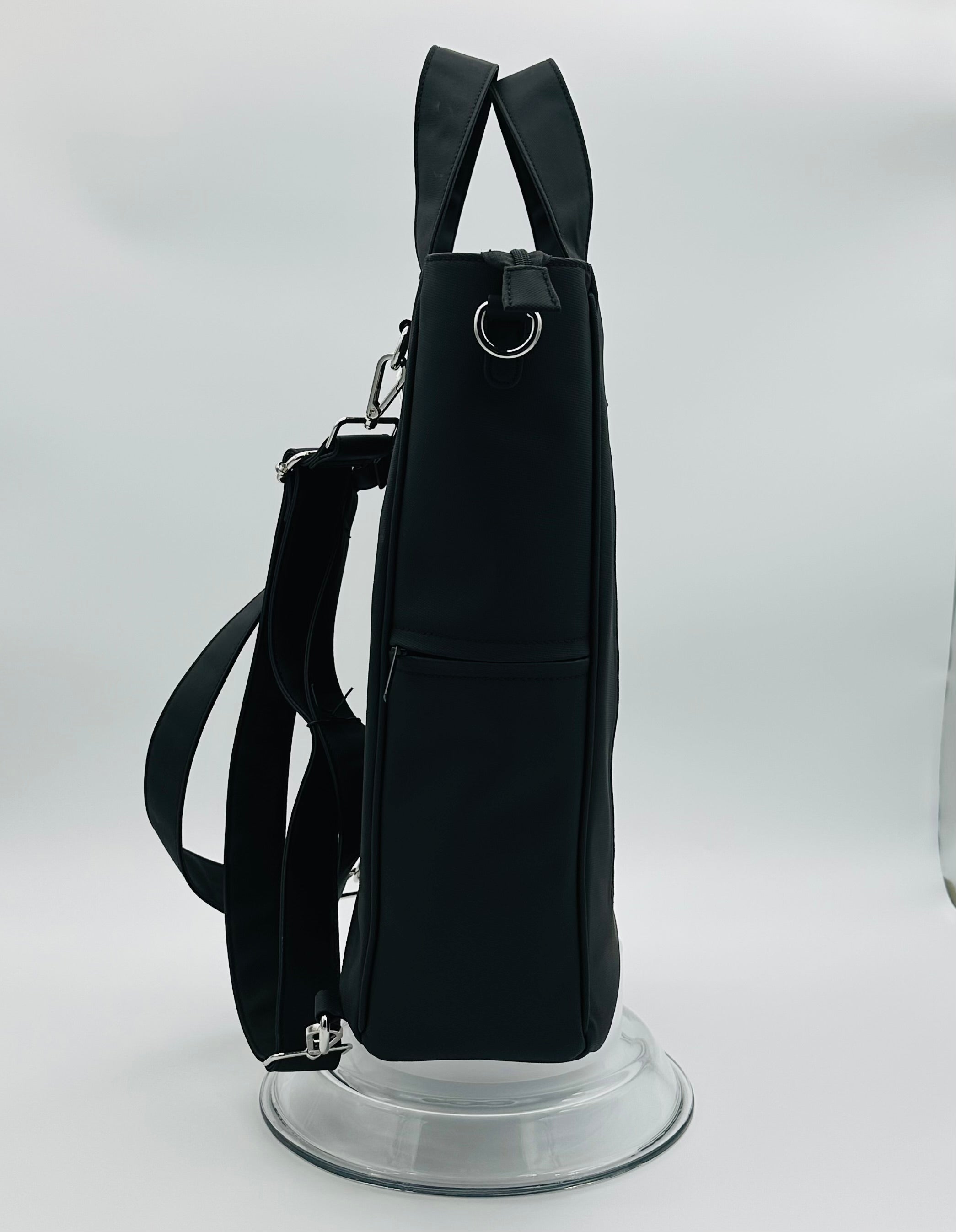 Customizable Status Bag – Interchangeable Inserts, One Bag Many Expressions