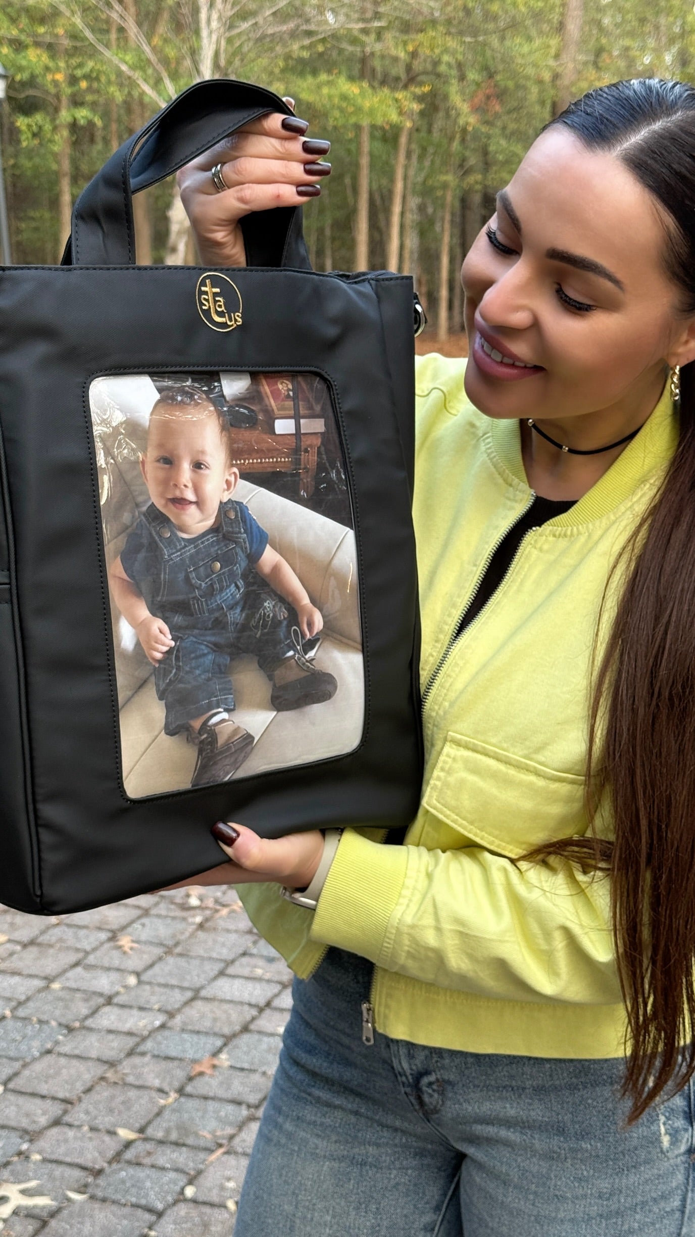 Customizable Status Bag – Interchangeable Inserts, One Bag Many Expressions