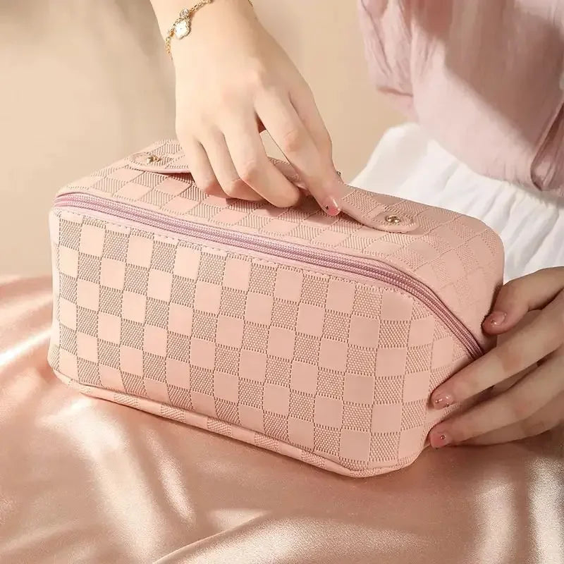 Checkerboard PU Leather Makeup Bag – Large Capacity Travel Cosmetic Bag